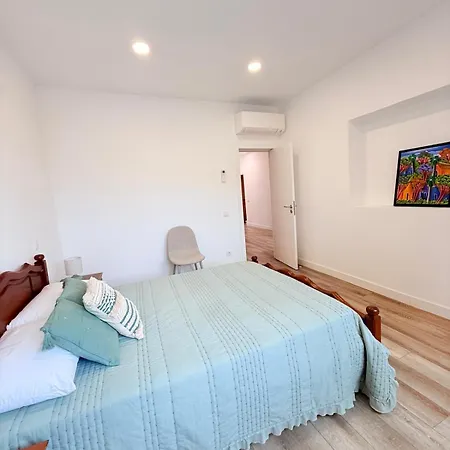 Na Porta 12 Casa Em Frente A شقة